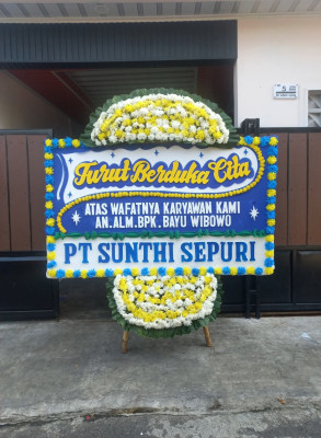 Papan Bunga Duka di Batangan